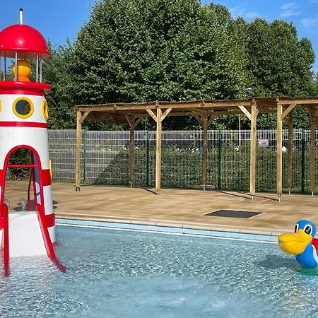 Camping De Thoissey *** Esterno foto