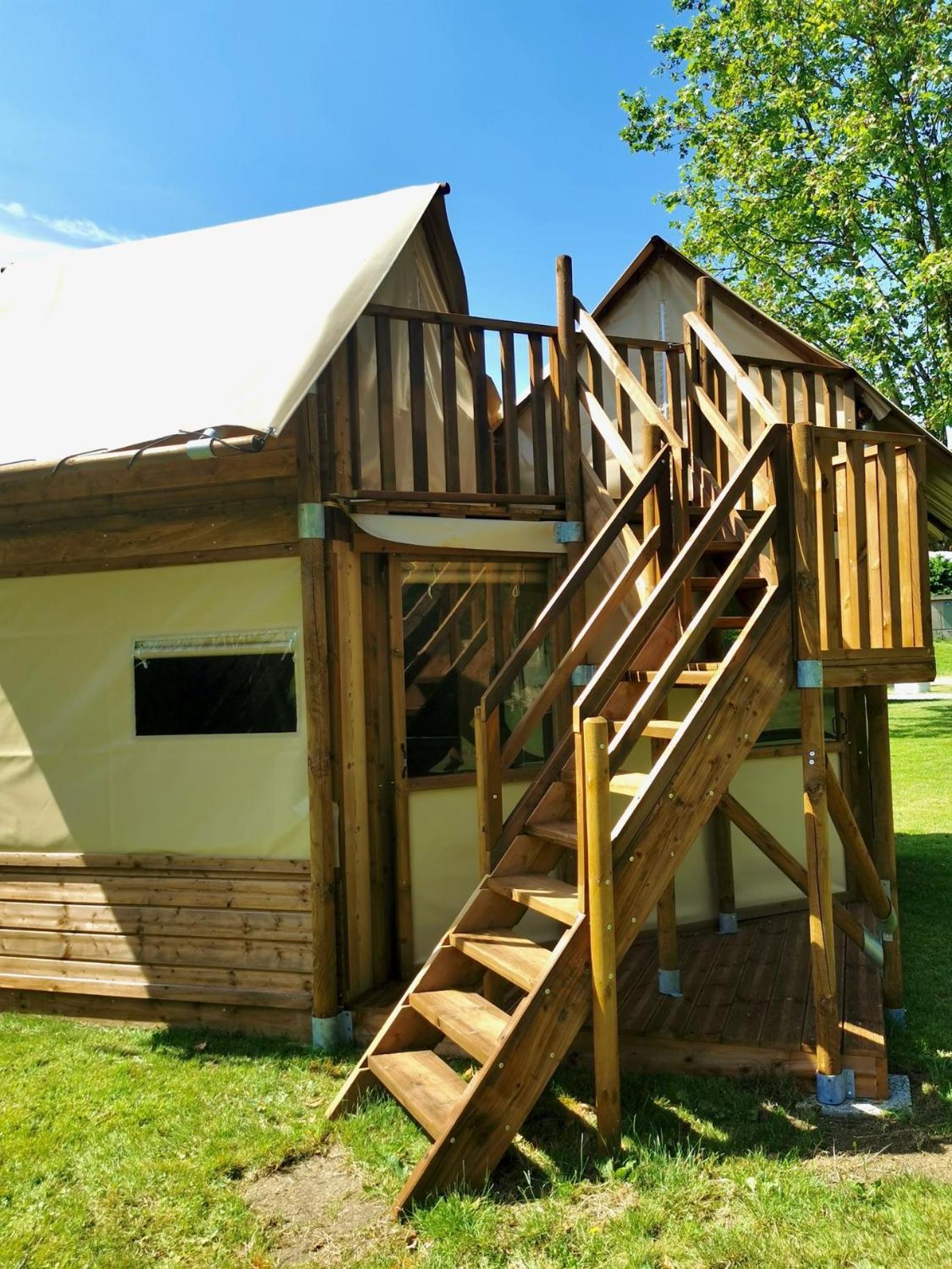 Camping De Thoissey *** Esterno foto