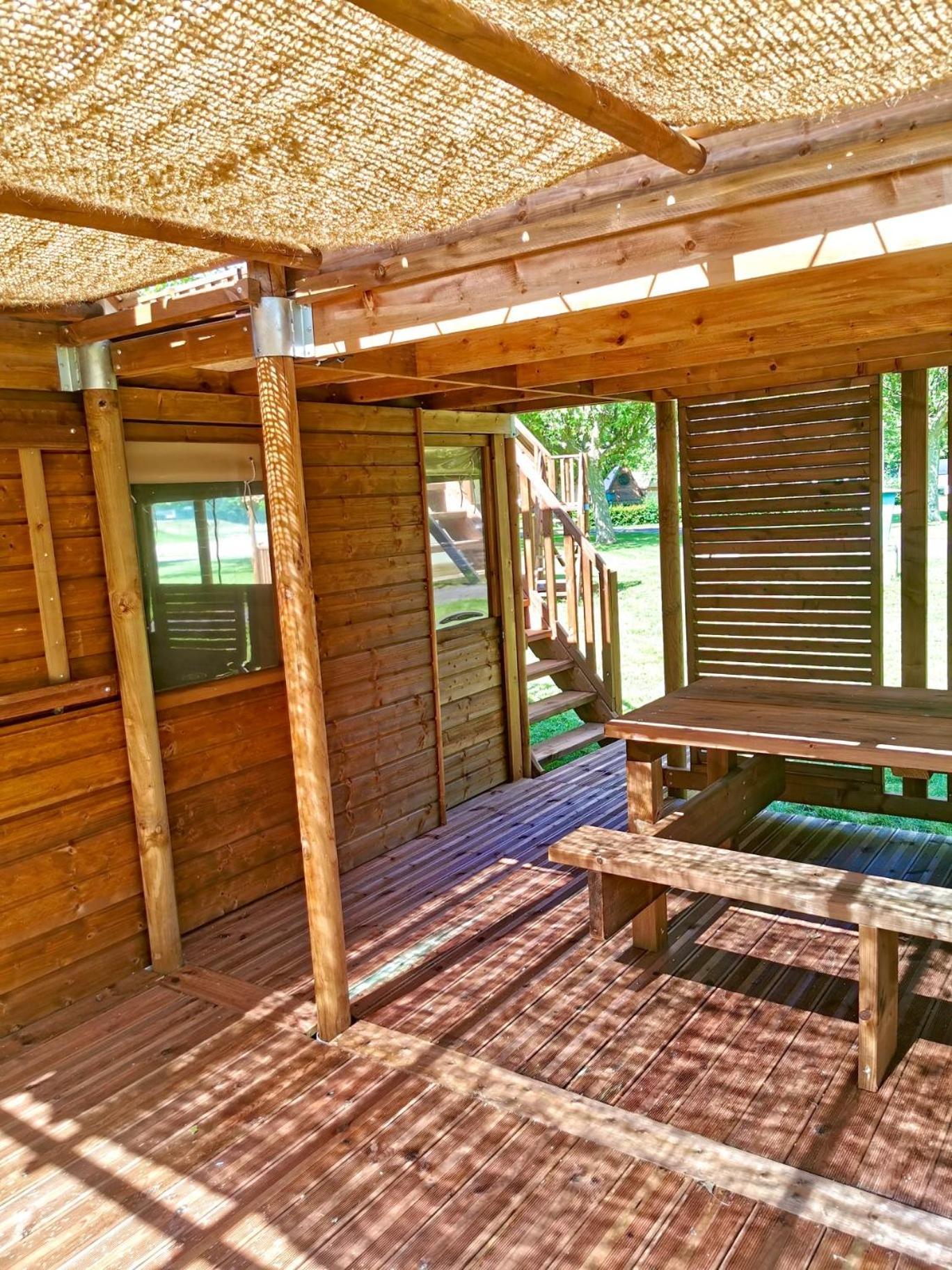 Camping De Thoissey *** Esterno foto