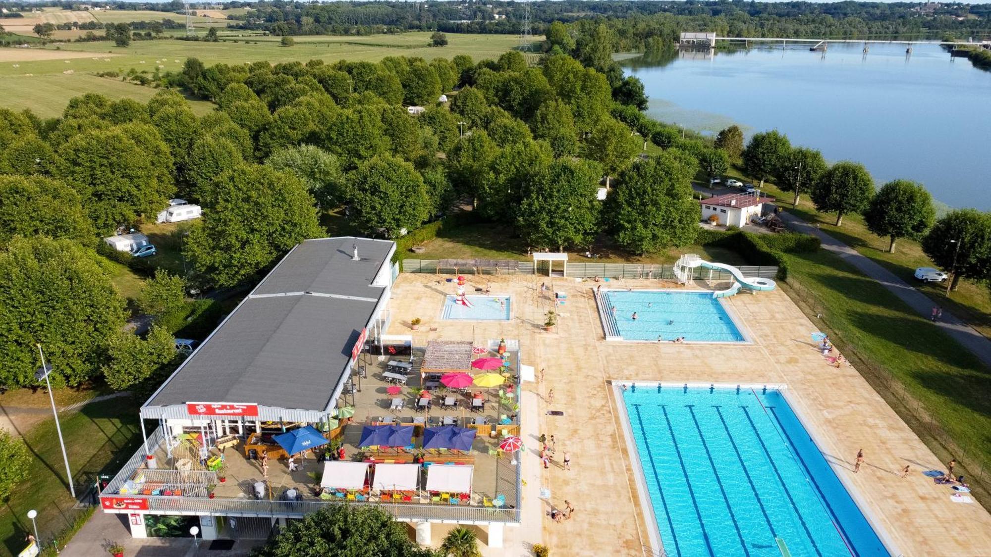 Camping De Thoissey *** Esterno foto