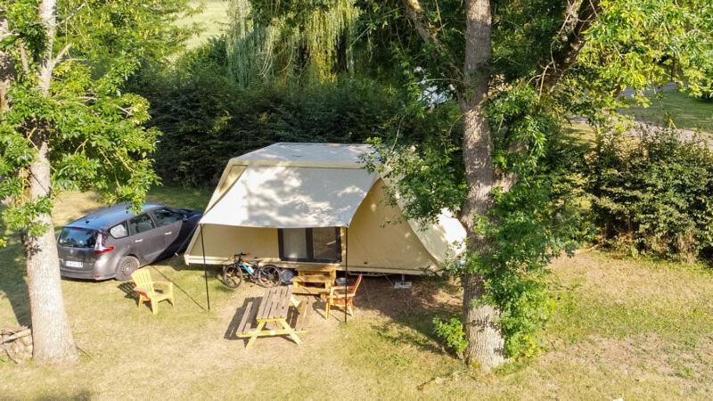 Camping De Thoissey *** Esterno foto